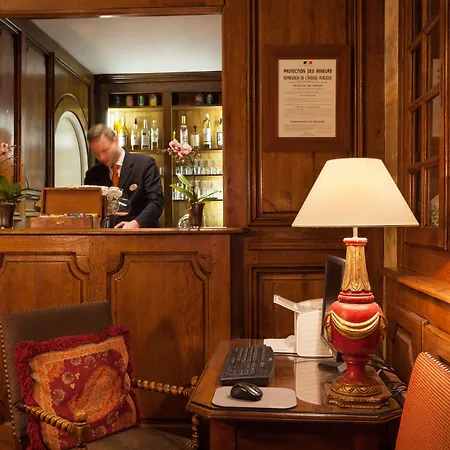 Amarante Beau Manoir Parigi