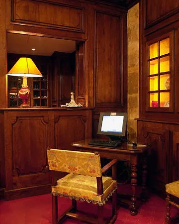 Hotel Amarante Beau Manoir 4*